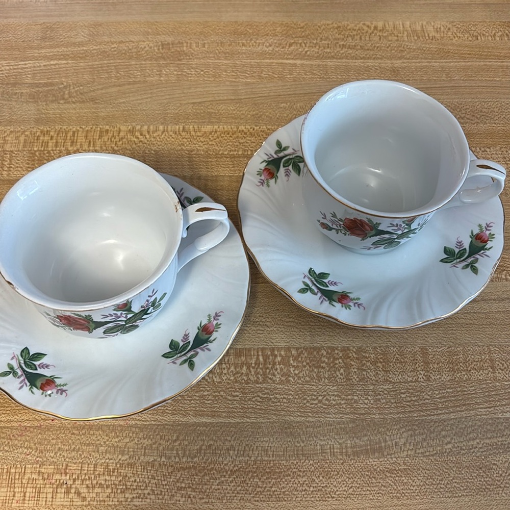 Lynn’s fine China tea cups and saucers.  Set of 2
